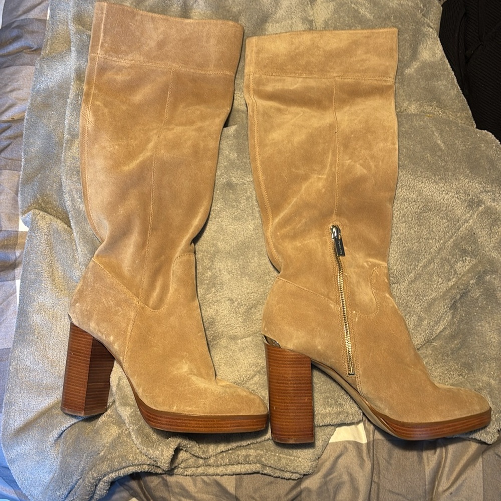 Michael Kors Regina boot - Picture 5 of 7
